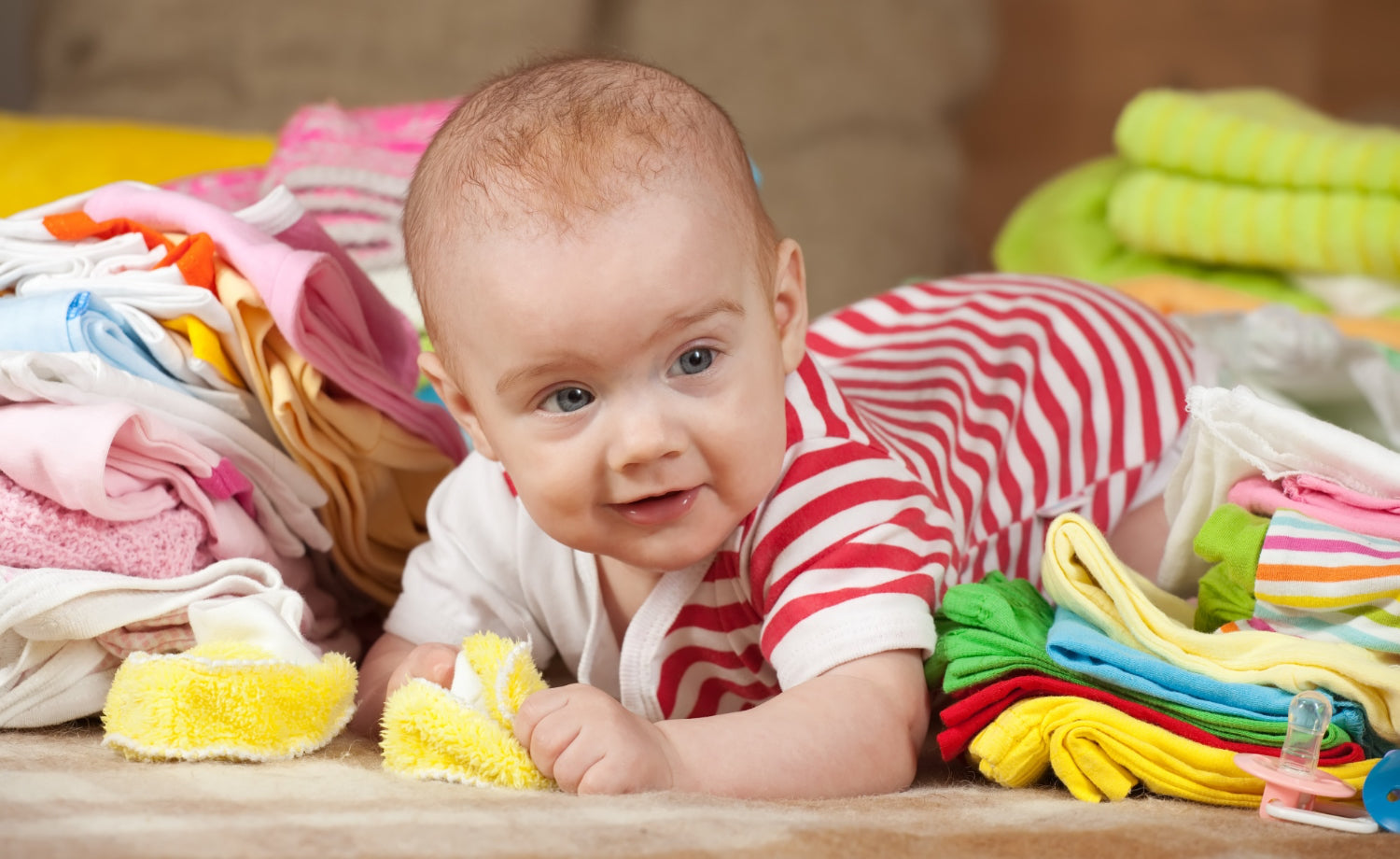 How to Choose Baby Clothes for Different Seasons - A Guide For Parents