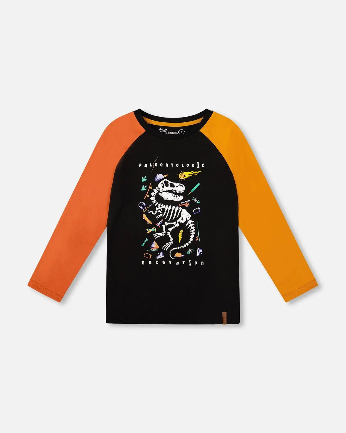 Black Long Sleeve Raglan T-Shirt With Glow-In-The-Dark Dinosaur Print | Deux par Deux | Jenni Kidz