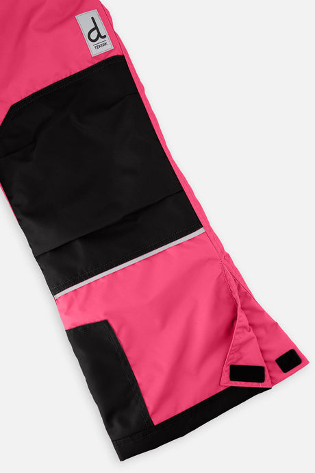 Close-up of the bright pink snow pants leg with black reinforced knee