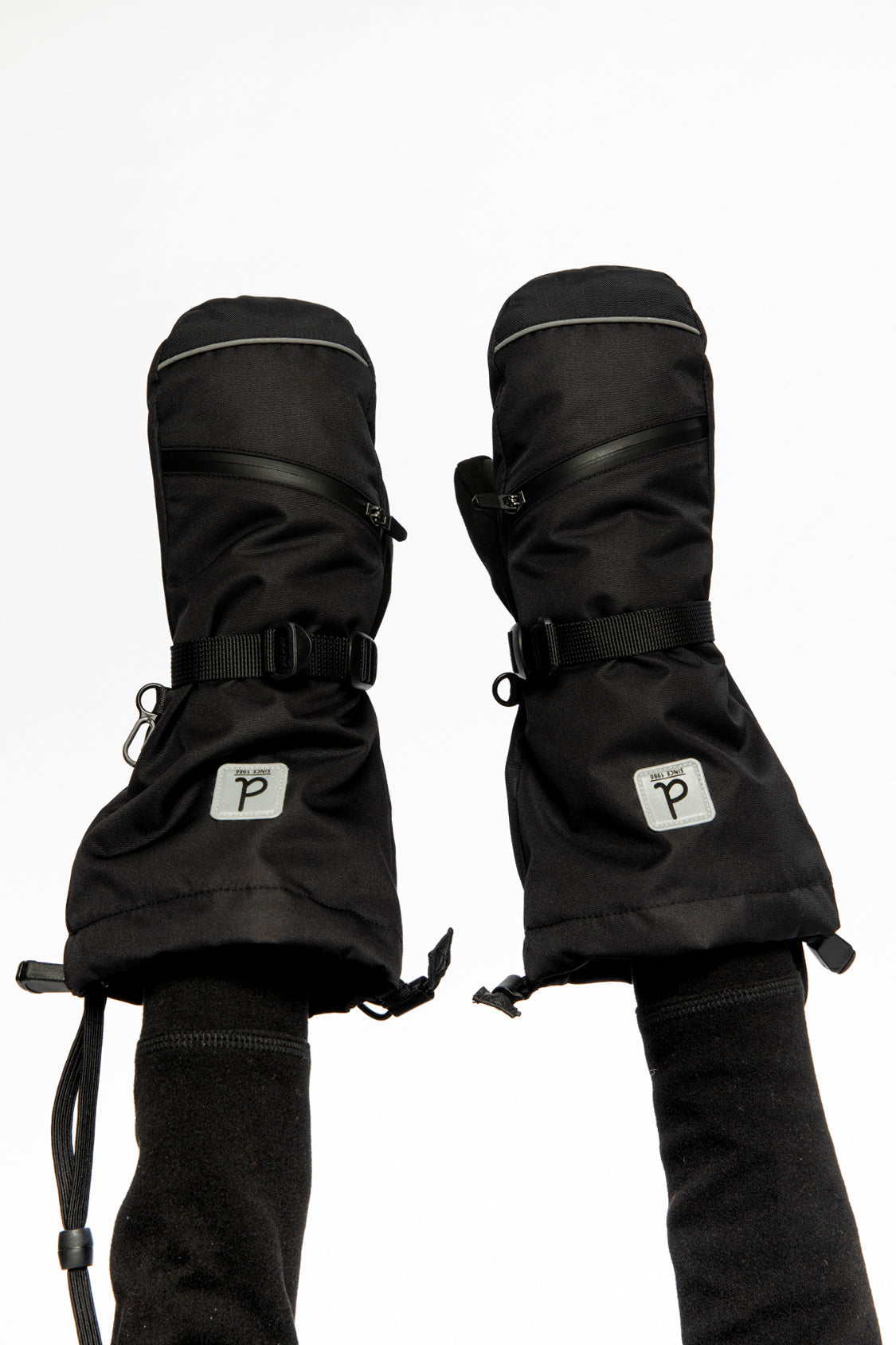Teknik Winter Mittens Black-1
