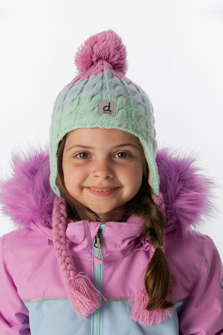 Child wearing the mint green, light blue and pinkish violet Deux par Deux Peruvian winter hat, front view