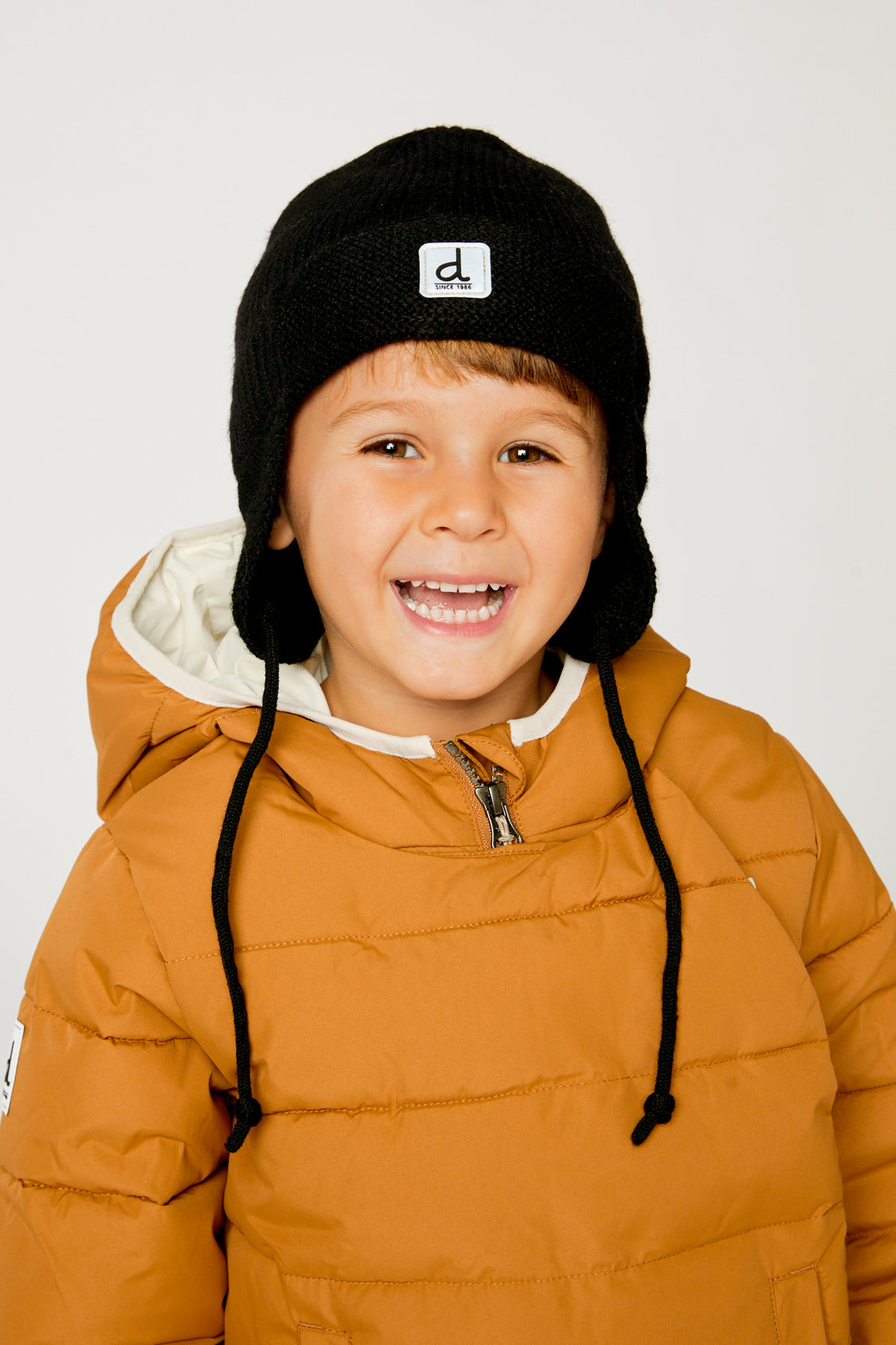 Baby Winter Knit Hat With Ear Flaps And Strings Noir-1