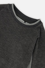 Close-up of the ribbed light gray neckline and the raglan sleeve on the charcoal Deux par Deux sweatshirt