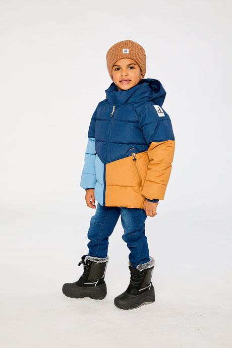 Child wearing the Deux par Deux dark blue color-block winter jacket, view 2