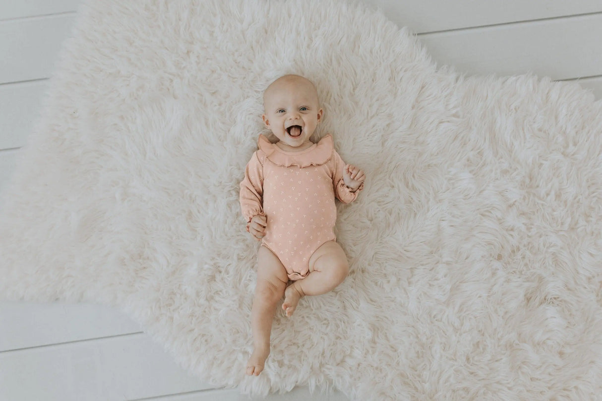 Organic Ruffle Bodysuit in Rosewater Dots | Lovedbaby - Jenni Kidz