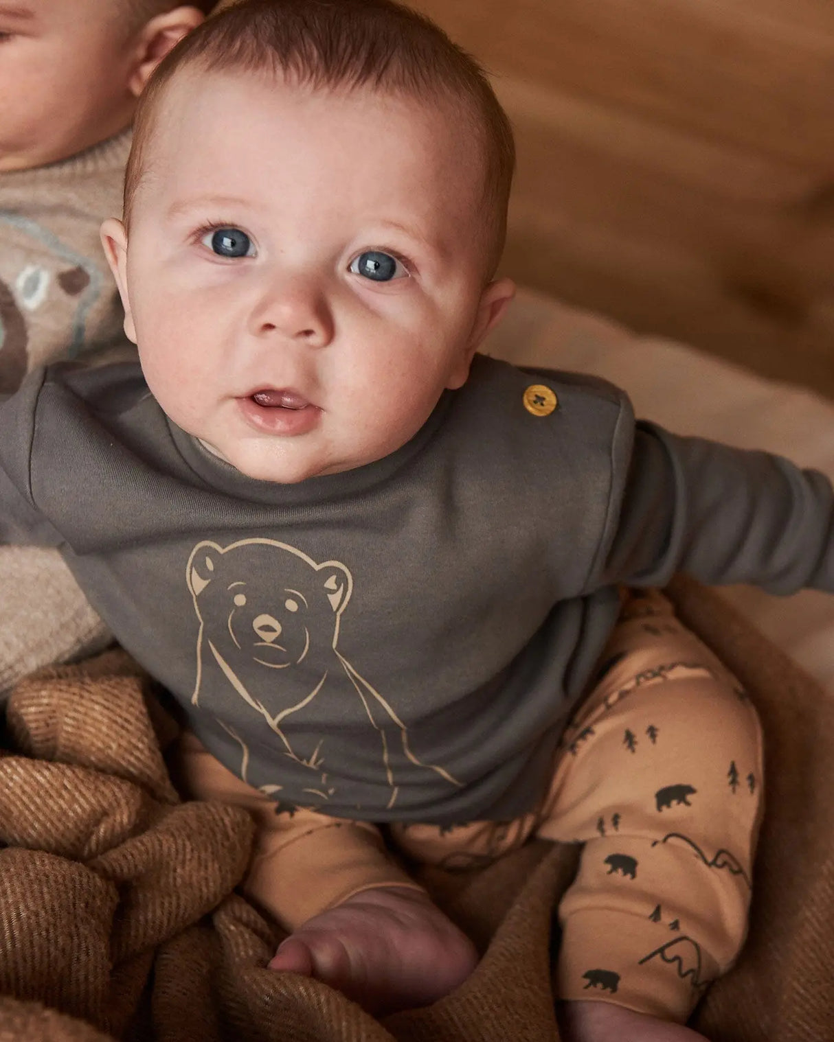 Organic Cotton Top With Printed Bears Pant Set Sand | Deux par Deux | Jenni Kidz